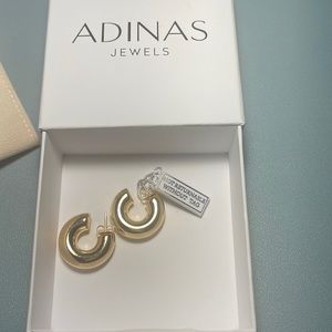 Adinas Jewels Huggies
